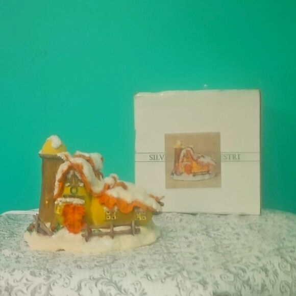 Vintage Silvestri Butternut Squash Dairy Christmas Light House 724/7500 - Picture 1 of 15